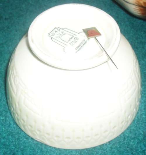 BUYER TO COLLECT IN PRETORIA - GROUP OF ORNAMENTS AND GOODIES!