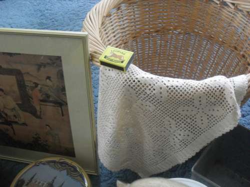 BUYER TO COLLECT IN PRETORIA - GOODY LOT AS ILLUSTRATED!