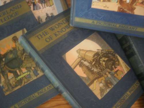 "THE WONDERLAND OF KNOWLEDGE" - 12 VOLUMES AS ILLUSTRATED!