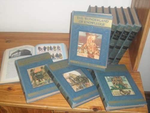 "THE WONDERLAND OF KNOWLEDGE" - 12 VOLUMES AS ILLUSTRATED!