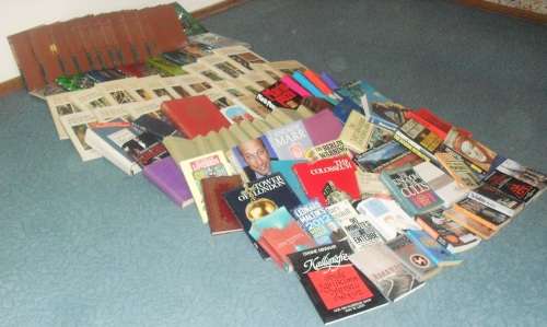 BUYER TO COLLECT IN PRETORIA - BOOKS, BOOKS AND MORE BOOKS!