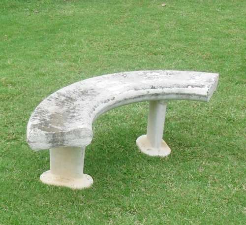 BUYER TO COLLECT IN PRETORIA - CONCRETE GARDEN BENCH, 1980's!