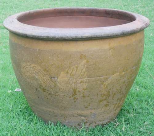 BUYER TO COLLECT IN PRETORIA - SINGAPORE "DRAGON POT"!