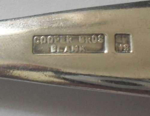 VINTAGE CUTLERY AS ILLUSTRATED. ELECTROPLATE EPNS, UNION OF S.A.