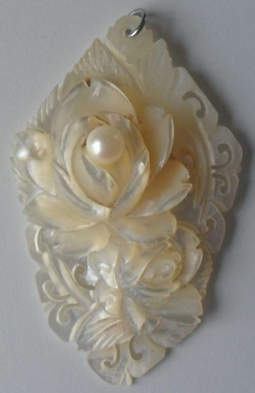 "MOTHER OF PEARL" PENDANT, 1960's