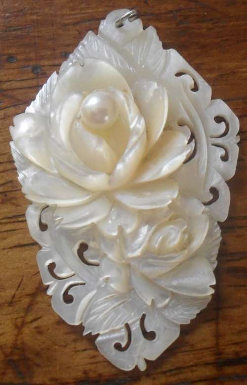 "MOTHER OF PEARL" PENDANT, 1960's