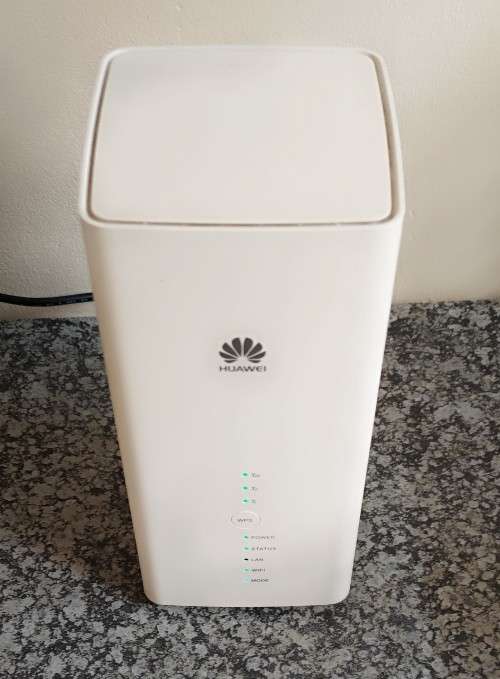 Huawei B618s-22d With Battery Backup