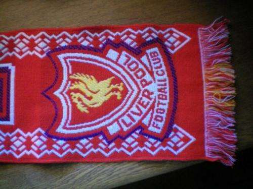 LIVERPOOL SOCCER SCARF