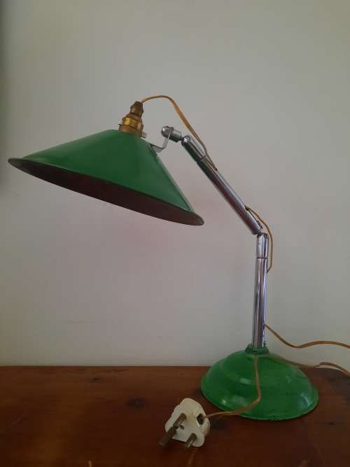 Retro anglepoise lamp
