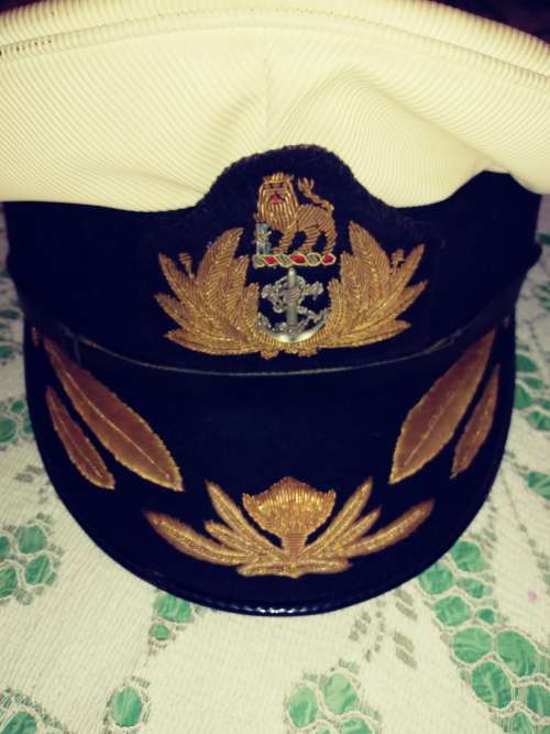 Old S.A Navy Officers cap with Badge