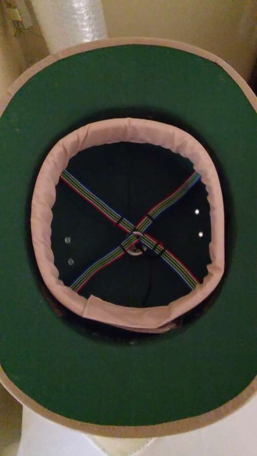 Similar to  WW 1 British  Gentleman pith  helmet Replica