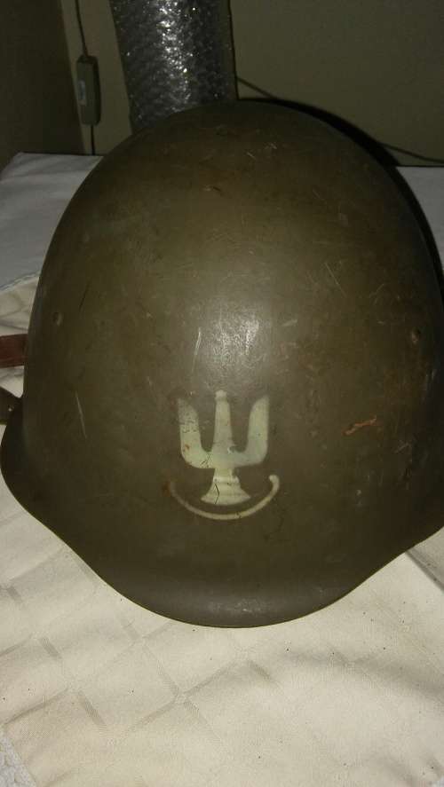ORIGINAL POLAND STEEL HELMET WITH EAGLE