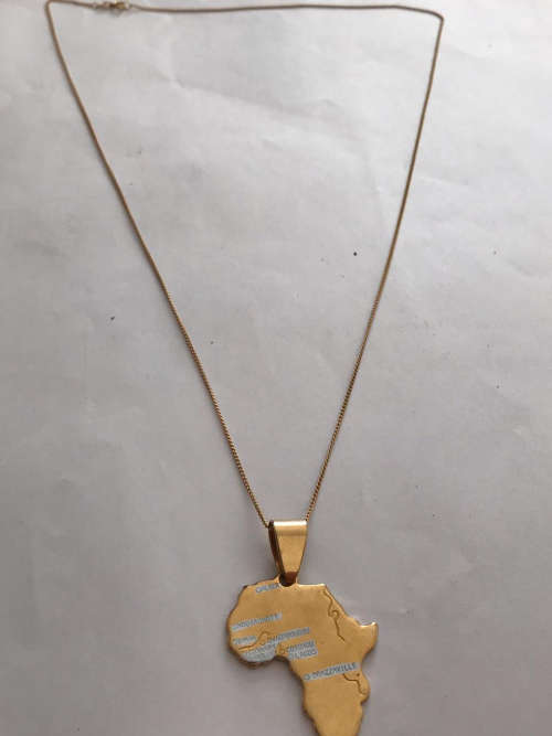 !!!Gold Africa Pendant And Chain!!!