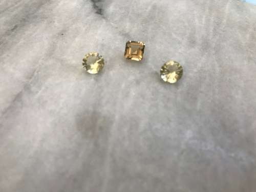 !!!! R1 Start !!!!! BEAUTIFUL YELLOW CUBIC DIAMONDS!!!