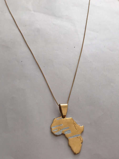!!!Gold Africa Pendant And Chain!!!