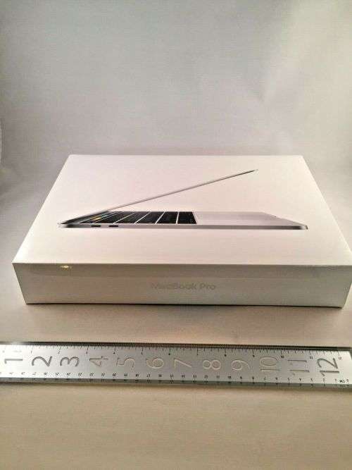 MacBook Pro 13-inch Silver / 2.9GHz / 8GB / 256GB / Touch Bar