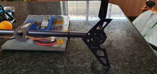 HK450 (Align replica) Radio control Helicopter : Heli fully built. Like new.