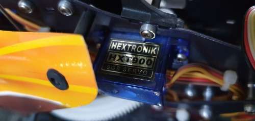 HK450 (Align replica) Radio control Helicopter : Heli fully built. Like new.