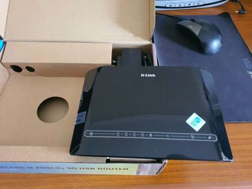 D-Link Wireless N ADSL2+ 3G USB Router (DSL-2750U) - Mint condition