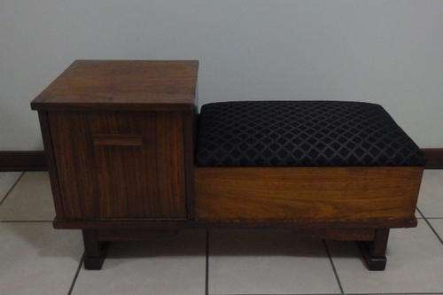 A FANTASTIC VINTAGE TELEPHONE TABLE WITH TWO STORAGE SECTIONS AND A BEAUTIFULLY UPHOLSTERED SEAT