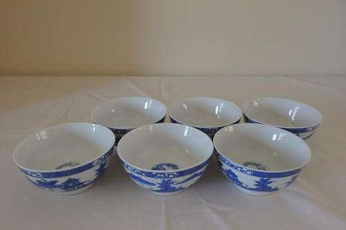 A GORGEOUS SET OF 6x JAPANESE PORCELAIN RICE BOWLS = IDEAL FOR DIPS, SAUCES & SNACKS TOO bid/bowl