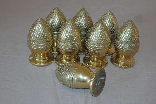 A MAGNIFICENT COLLECTION OF 8x SOLID BRASS "ACORN" FINIALS IN STUNNING CONDITION bid/finial