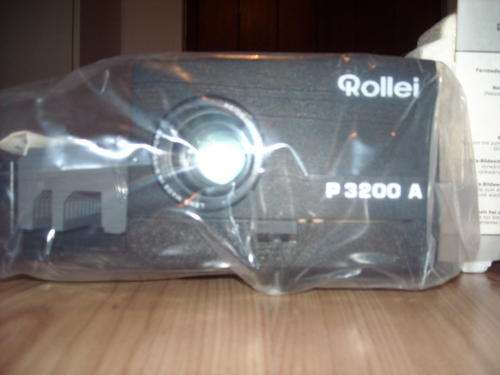 ROLLEI P 3200 A SLIDE PROJECTOR!!! BRAND NEW