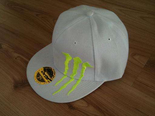 MONSTER ENERGY WHITE FLAT PEAK BASEBALL HATS CAPS!!! R1 NO RESERVE