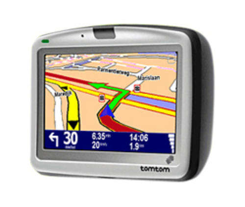 TOM TOM GO 710 GPS!!! R1 NO RESERVE!!