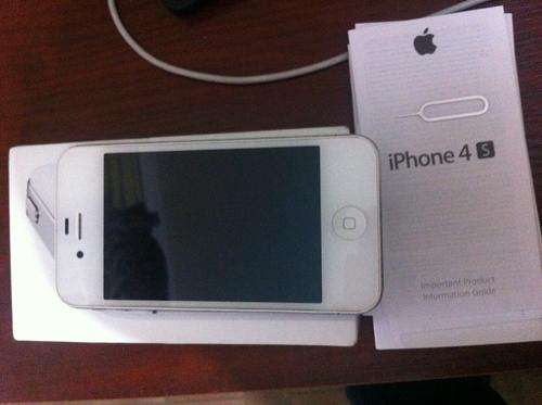 iPhone 4S 16GB (White)