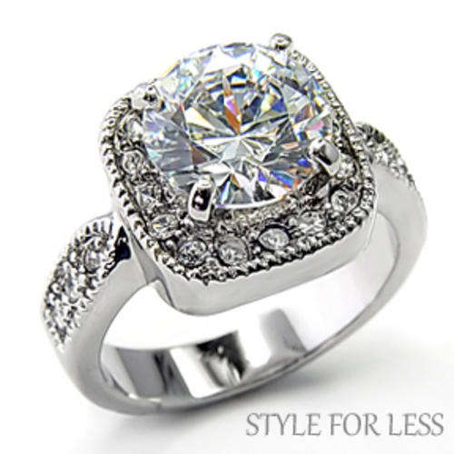 BEAUTIFUL SIMULATED DIAMOND 18K WHITE GOLD PLATED RING