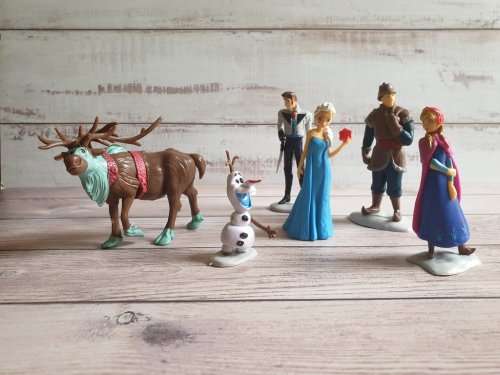 Frozen figurine set,