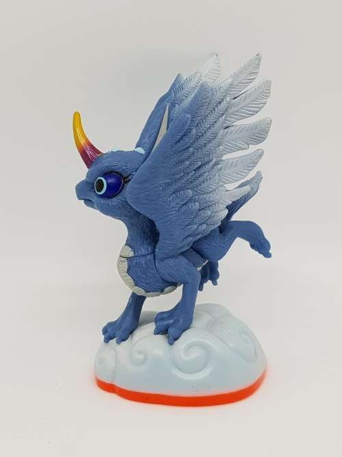 Skylanders Giants  Whirlwind Character + Trading Card + Sticker Set  Brand New