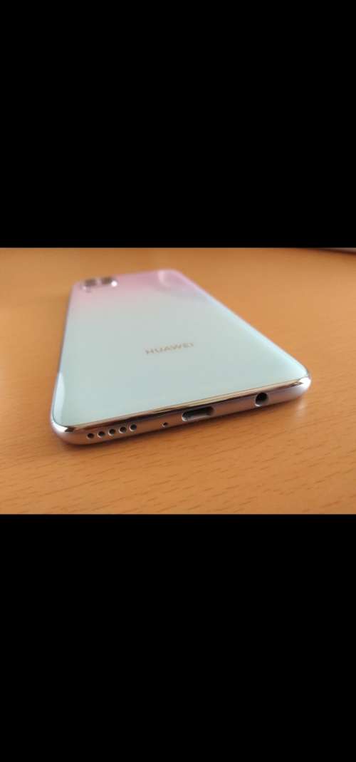 Huawei P40 Lite with 40w fast charger and box