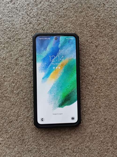 Samsung s21 Fe with box and cover 128gb dual SIM