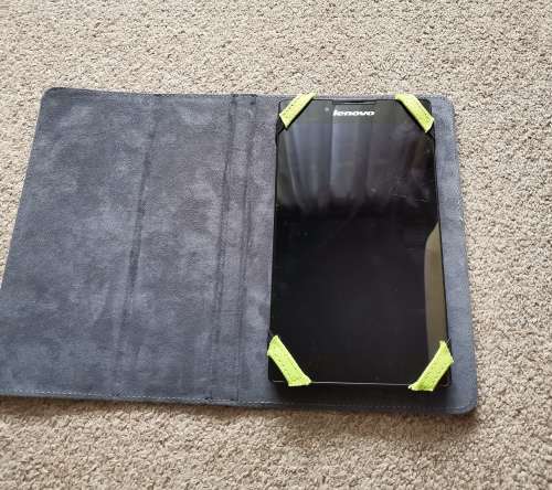 Lenovo Tab 2 A7-30 3G/WiFi, takes a SIM