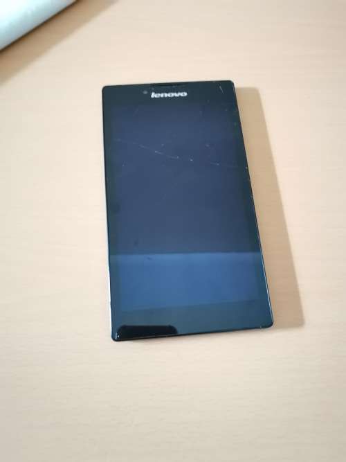 Lenovo Tab 2 A7-30 3G/WiFi, takes a SIM
