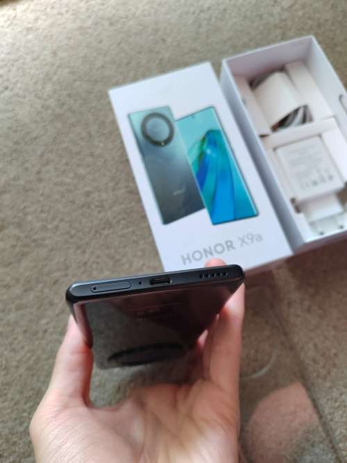 Honor X9a 5g 256gb Dual SIM 13gb ram Immaculate condition