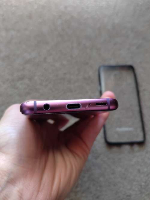 Samsung S9 64gb 4gb Ram single SIM with cover