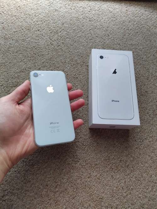 iPhone 8 256gb good condition with box