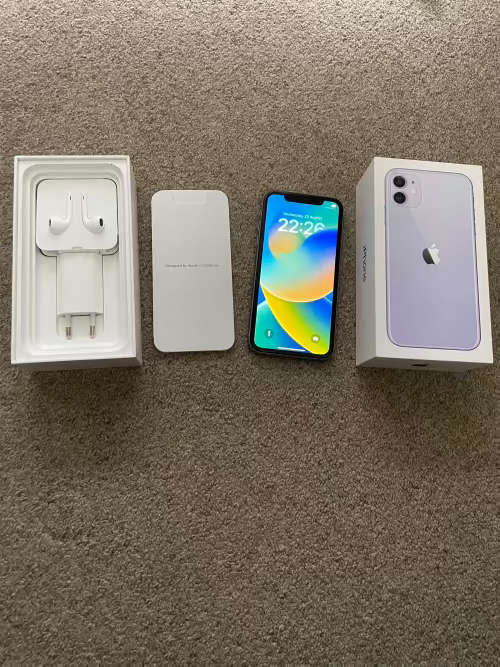 iPhone 11 64gb purple immaculate condition with box and accessories