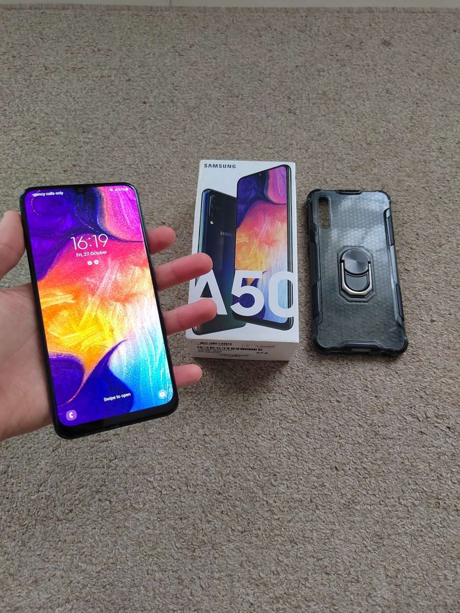 Samsung A50 dual SIM 128gb 4gb ram with box and cover