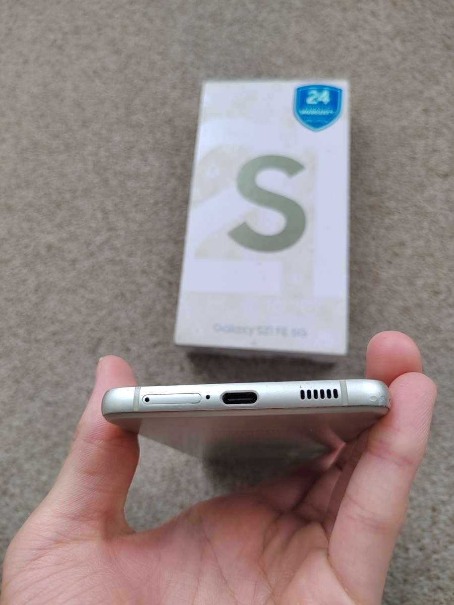 Samsung S21 Fe Dual SIM 128gb 6gb ram with box