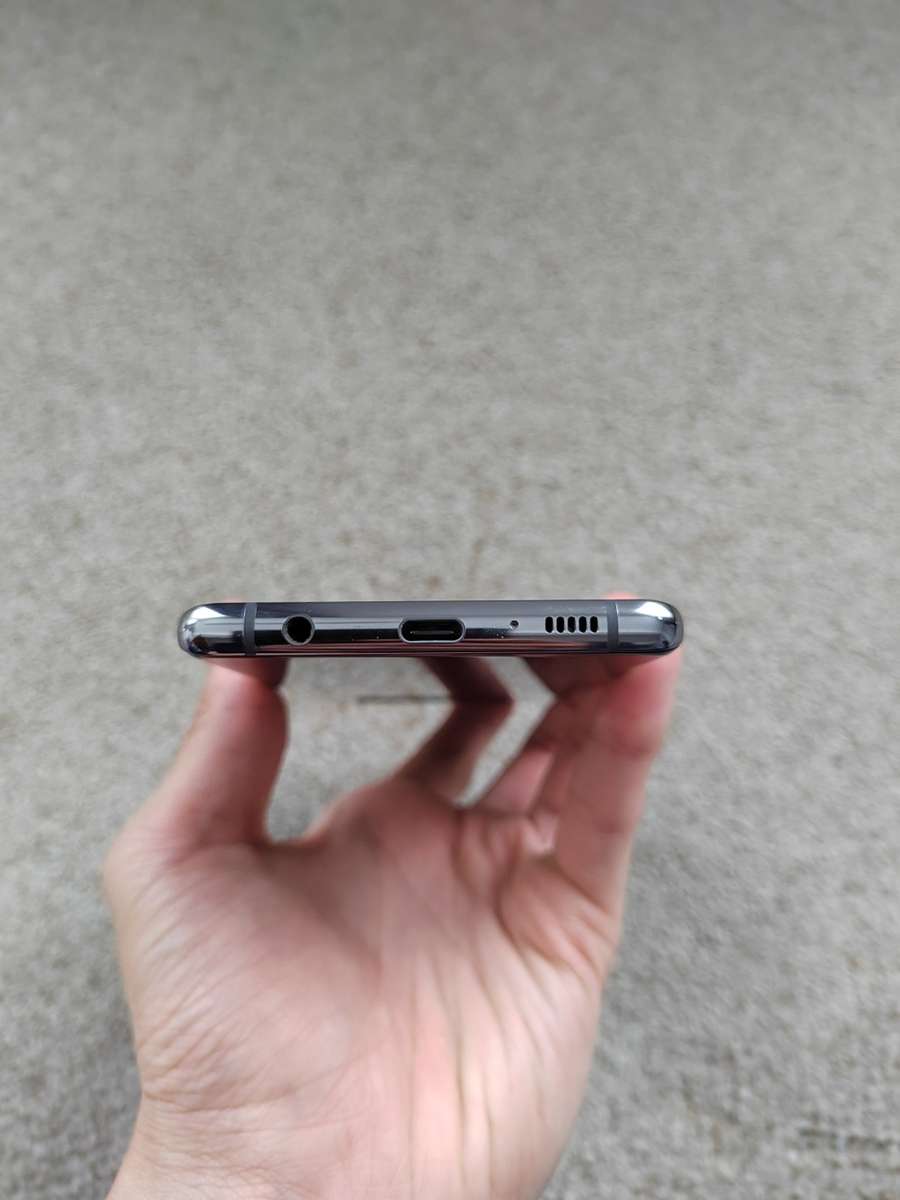 Samsung S10 plus 8gb ram 128gb excellent condition