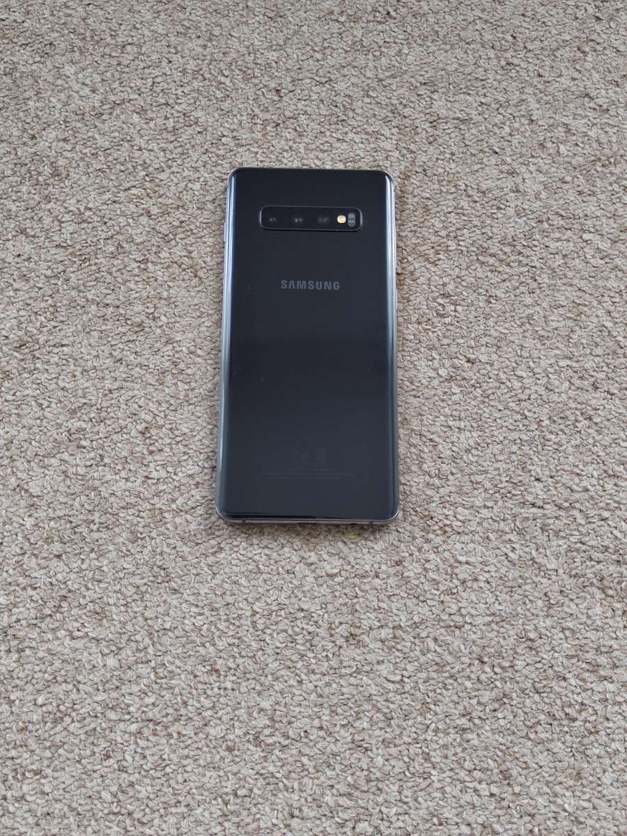 Samsung S10 plus 8gb ram 128gb excellent condition