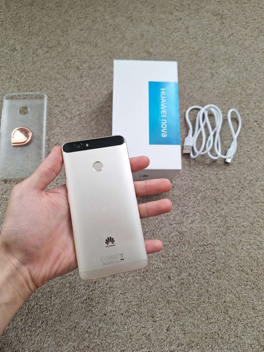 Huawei nova 1 32gb dual sim with box and accessories