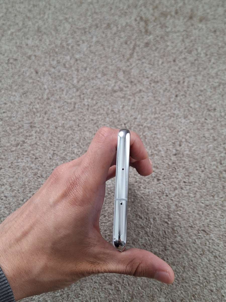 Samsung S10 plus 8gb ram 128gb excellent condition