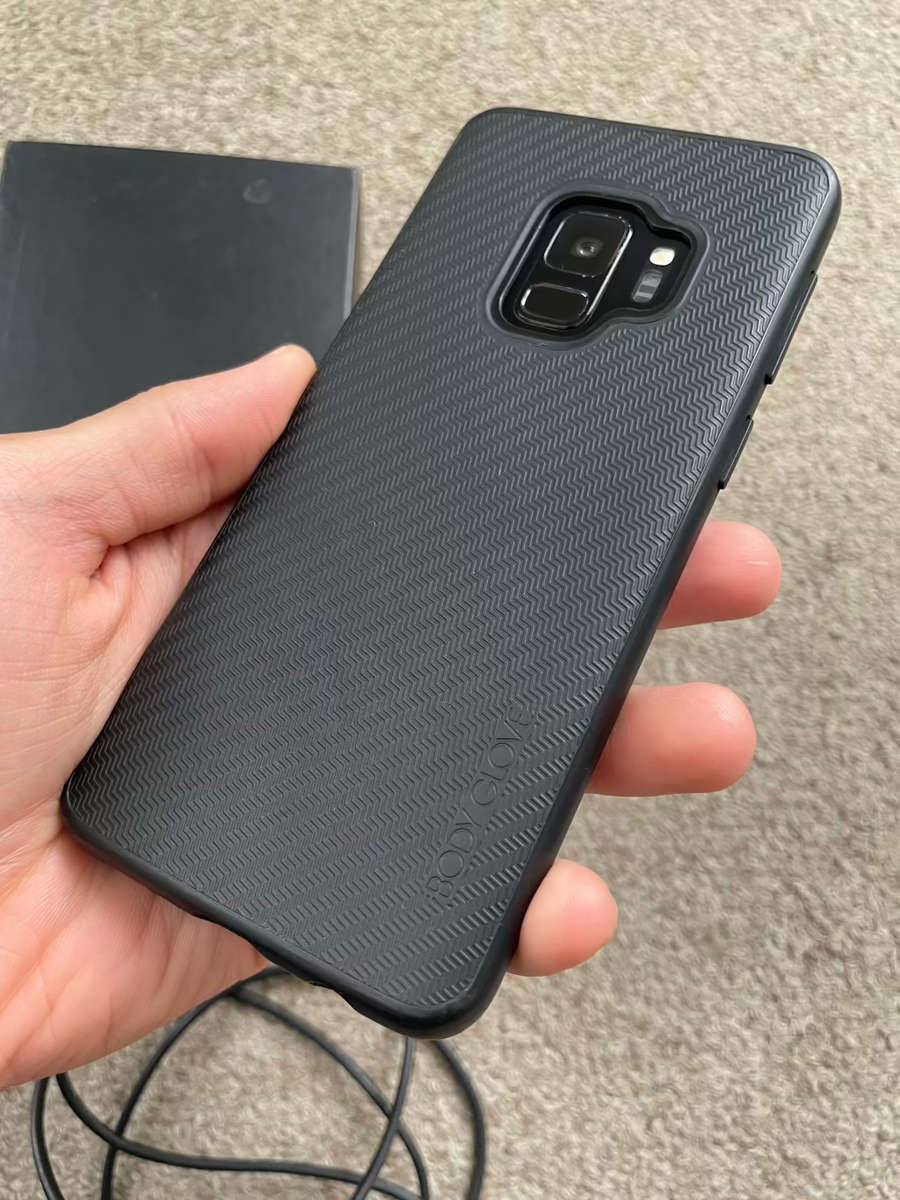 Samsung S9 64gb 4gb ram with box and cover