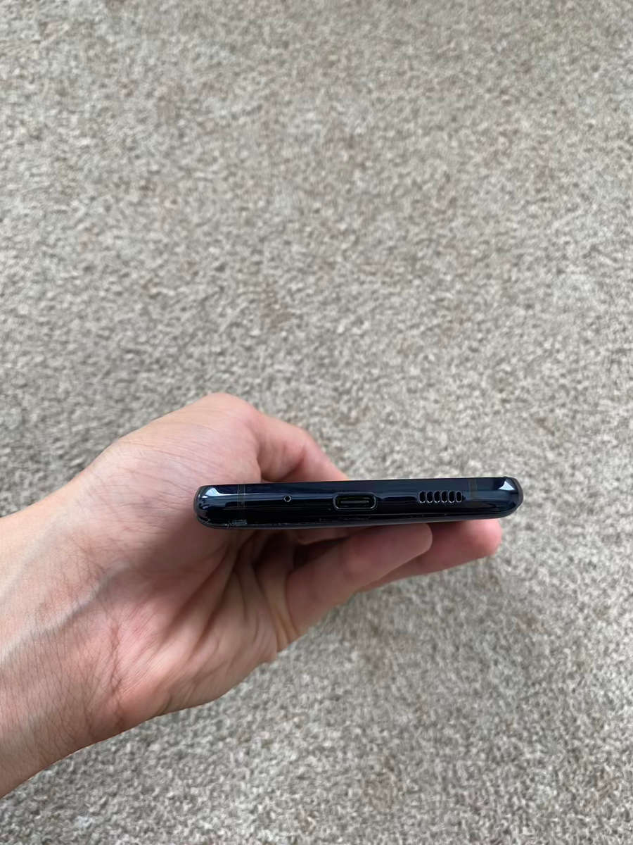 Samsung S20 Fe 128gb 6gb ram Dual sim