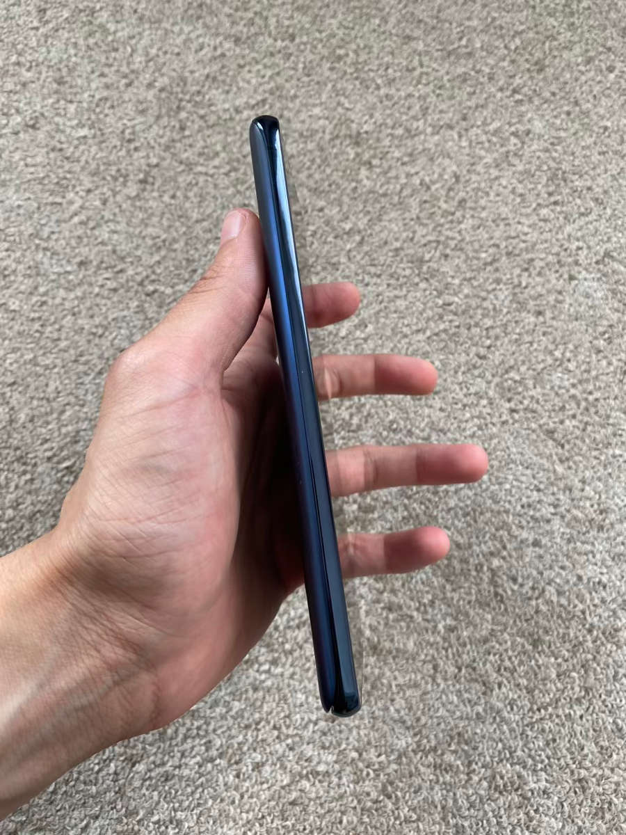 Samsung S20 Fe 128gb 6gb ram Dual sim